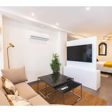 Flores De 5 Jazmin Apartman Córdoba